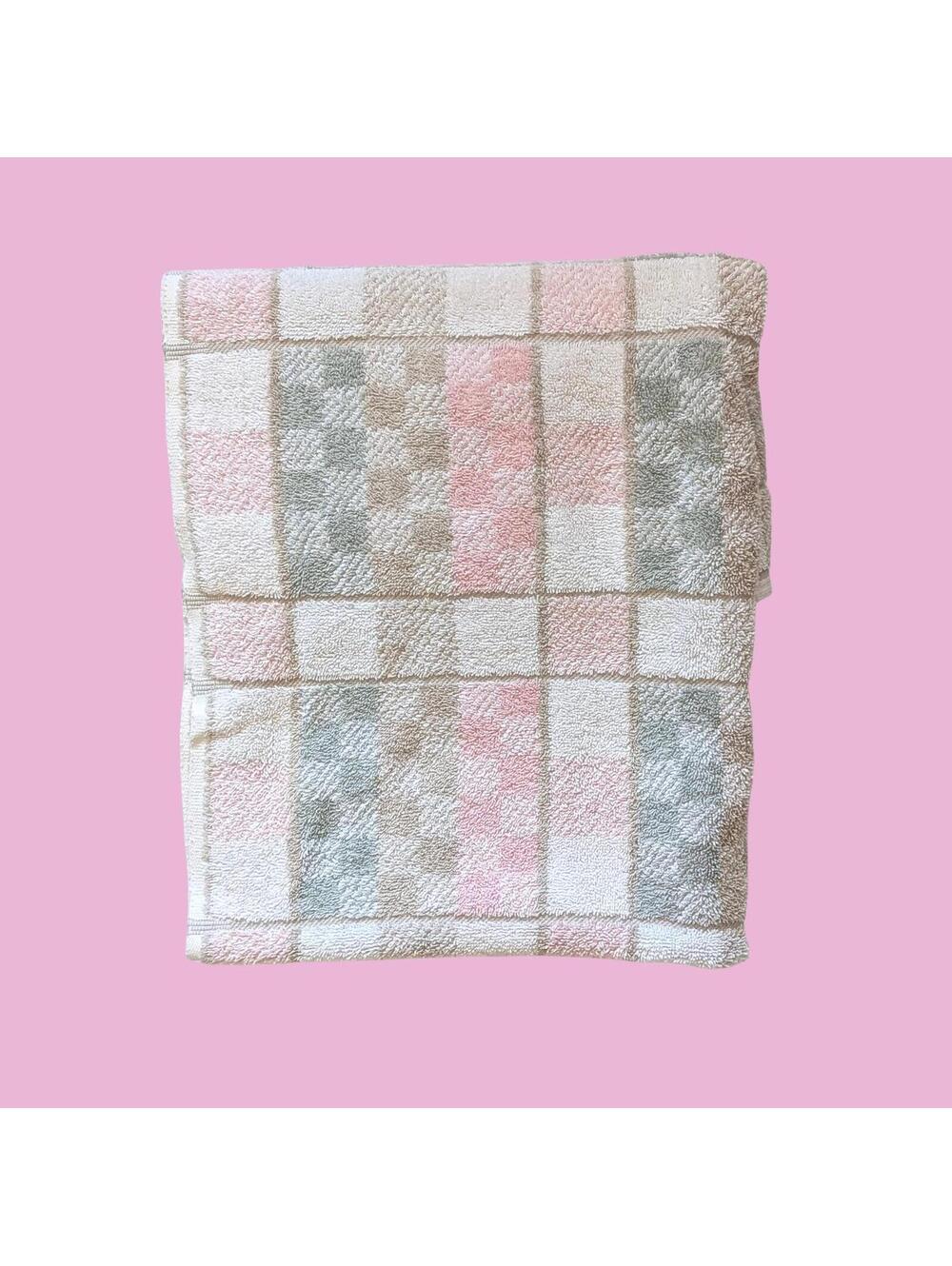 1980s Vintage Bath Towel with Pastel Pink Grid Pattern